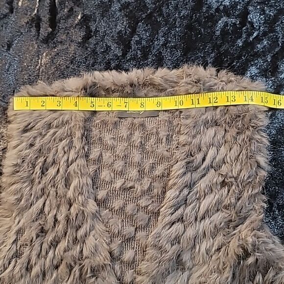 Linda Richards Luxury Rabbit Fur Vest Sweater - Picture 9 of 10